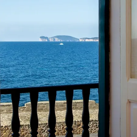 Mit Meerblick In Apartament