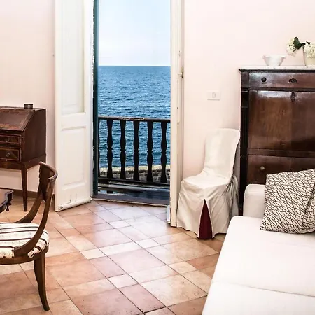 Mit Meerblick In Apartament